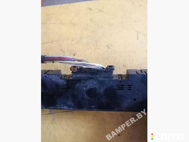 61318373776 Кнопка ручного тормоза (ручника) BMW 5 E39 2001г. - фото №3