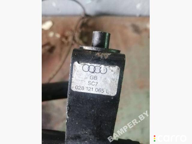 028121065L Трубка охлаждающей жидкости Volkswagen Passat B5 1998г. - фото №3