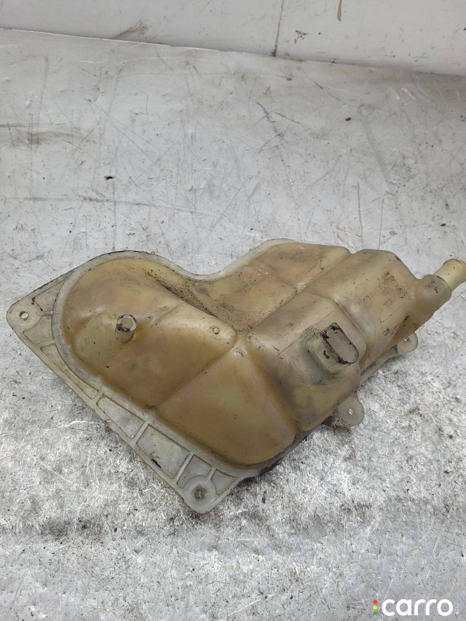8D0121403J Бачок расширительный Volkswagen Passat 1998г. - фото №3