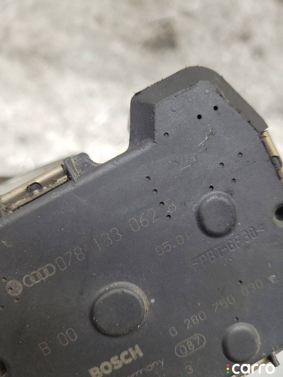078133062B, 0280750030 заслонка дроссельная Audi A6 1998г. - фото №4