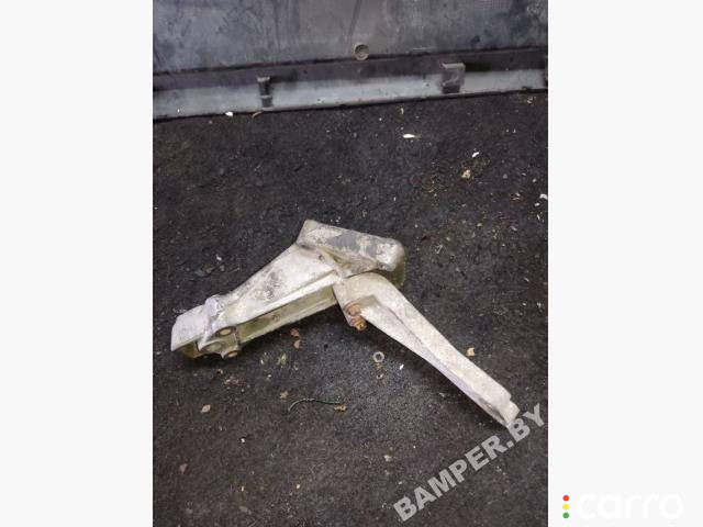 A6112230404 кронштейн двигателя Mercedes-Benz Sprinter (W901-905) 2003г. - фото №1