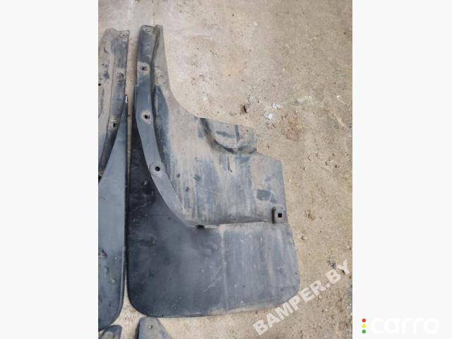 брызговик Toyota Land Cruiser J200 2010г. - фото №4