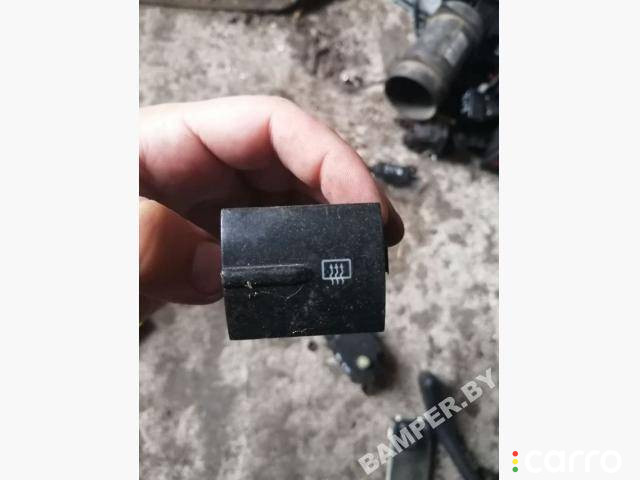 1M1959621 кнопка обогрева заднего стекла SEAT Leon 2001г. - фото №1