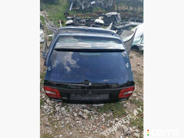 Крышка багажника (дверь 3-5) Volvo V40 2001г. - фото №1