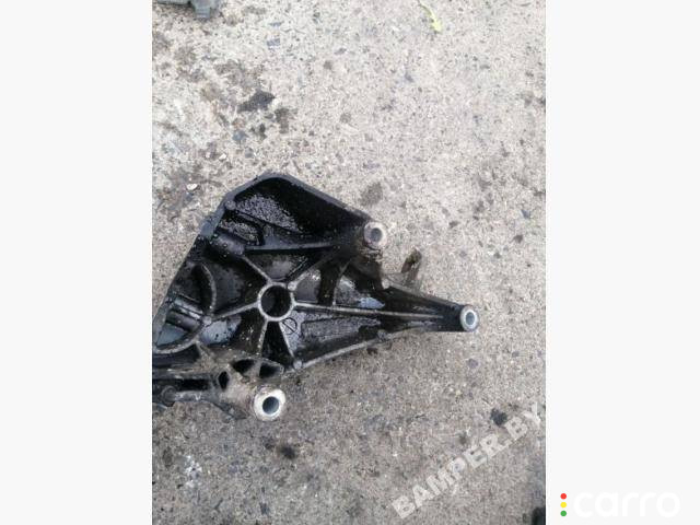 кронштейн двигателя Volkswagen Polo 4 2007г. - фото №2