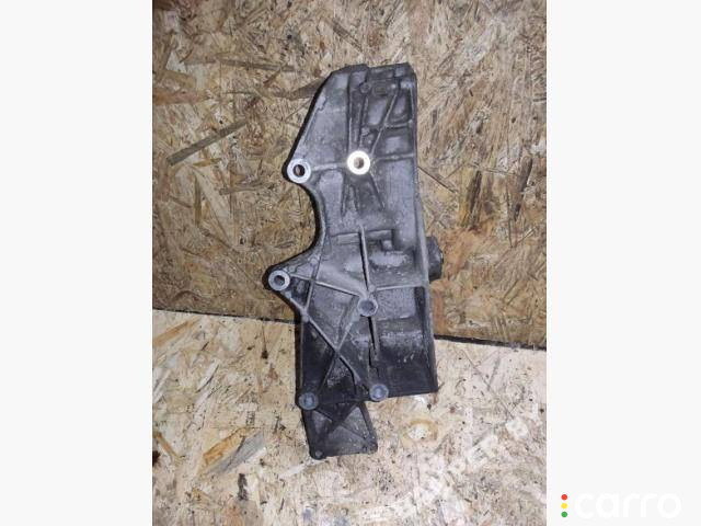 06B903143K Кронштейн генератора Volkswagen Passat B5 1998г. - фото №2