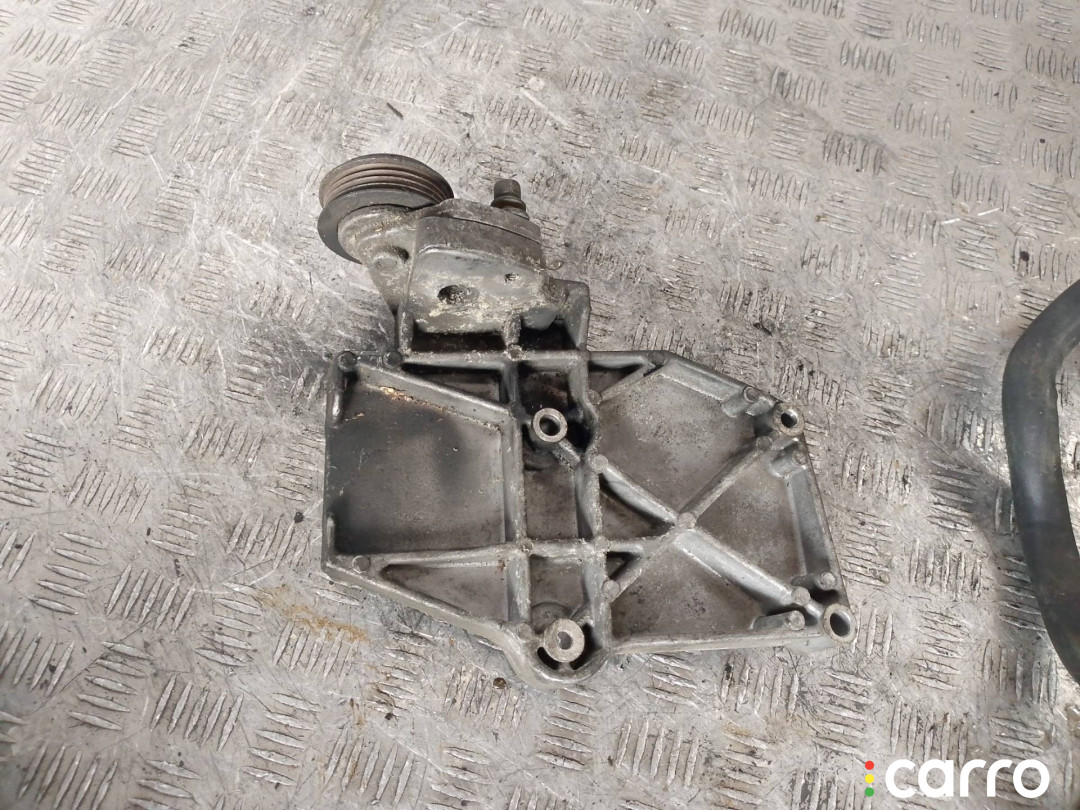 028260885A Кронштейн компрессора кондиционера SEAT Cordoba - фото №2