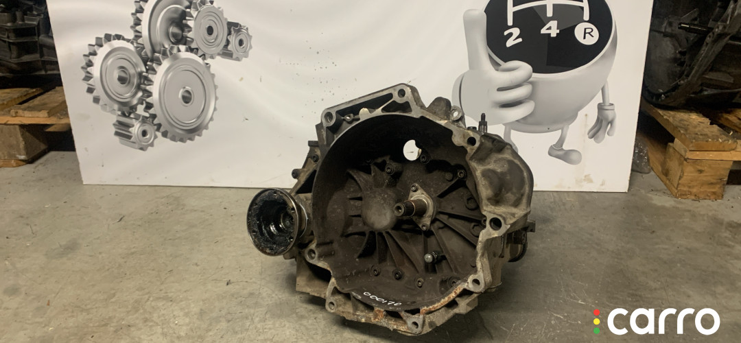 GVY, JHT, LVQ КПП механическая (МКПП) 5-ступенчатая Volkswagen Golf 5 2009г. - фото №1