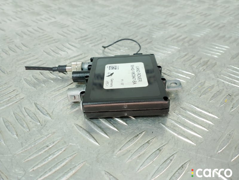XUO000010, XH4218C847BA Усилитель антенны Land Rover Range Rover 2008г. - фото №5