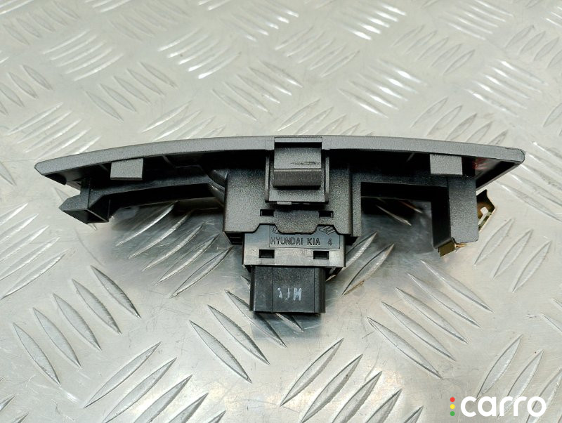 93580-17500 Кнопка стеклоподъемника Hyundai Matrix 2006г. - фото №4
