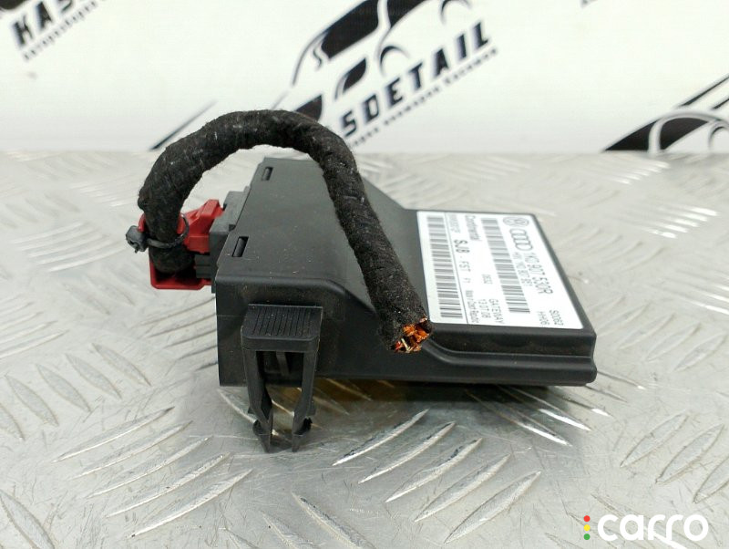 1K0907530R Блок комфорта Volkswagen Tiguan 2009г. - фото №4