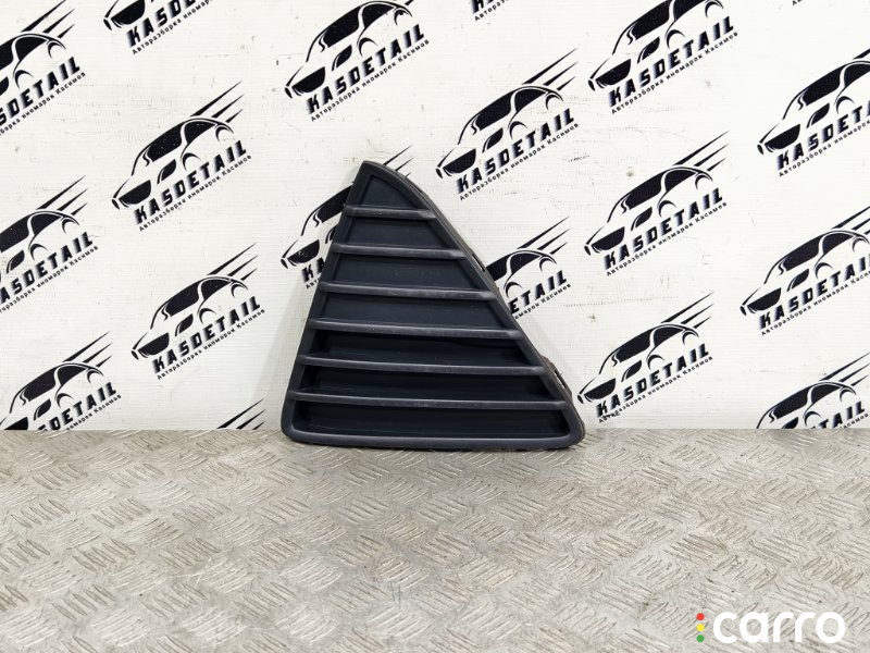 1718737, BM5117K947A, 1699447 Решетка радиатора Ford Focus 2012г. - фото №1