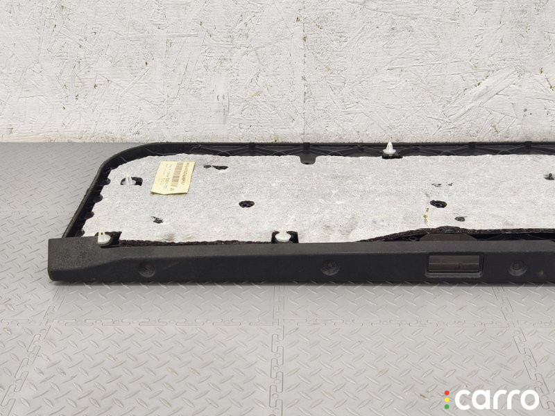 EQT000100PVA, EQT000100, LR023865, 51498264012, EQY500210PVA, XH42407A65AA8PVA Обшивка крышки багажника Land Rover Range Rover 2008г. - фото №5