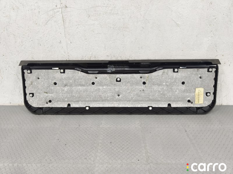 EQT000100PVA, EQT000100, LR023865, 51498264012, EQY500210PVA, XH42407A65AA8PVA Обшивка крышки багажника Land Rover Range Rover 2008г. - фото №7