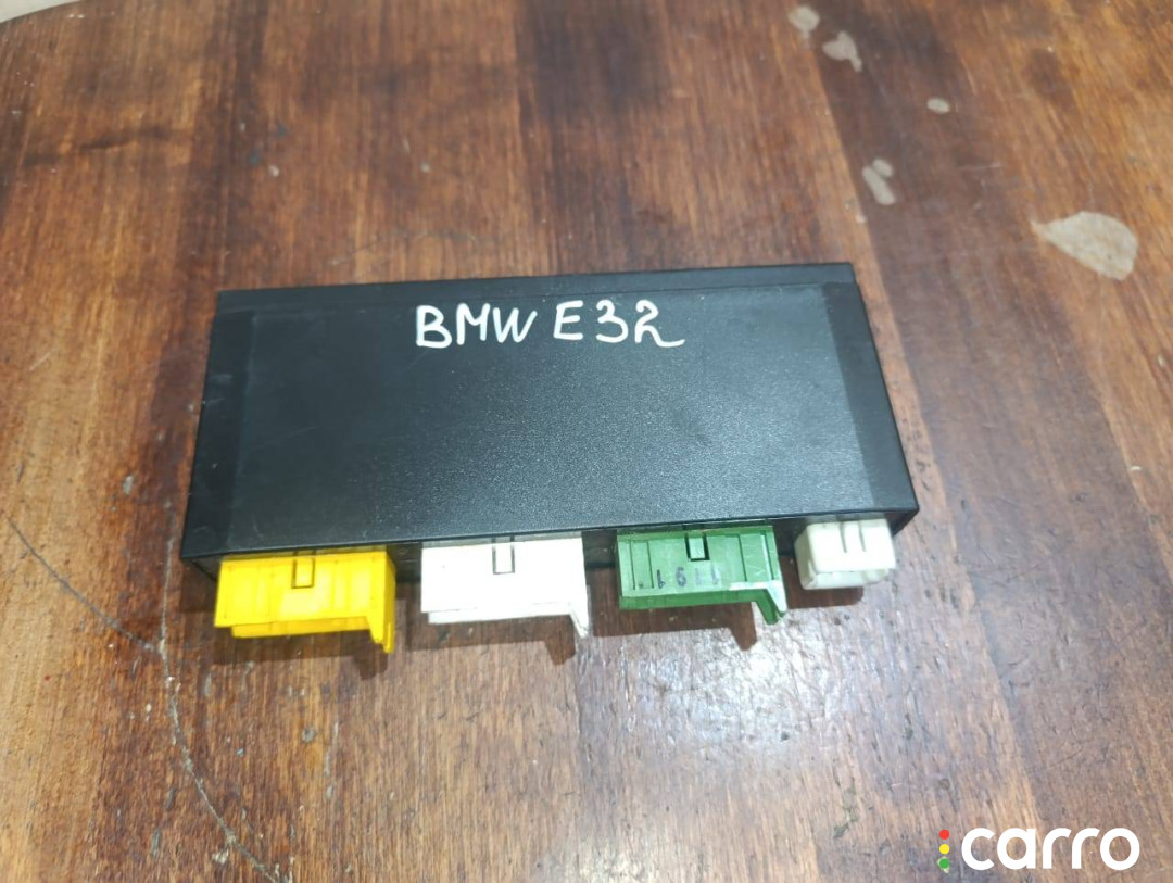 61351379739 Блок комфорта BMW 7 E32 - фото №1