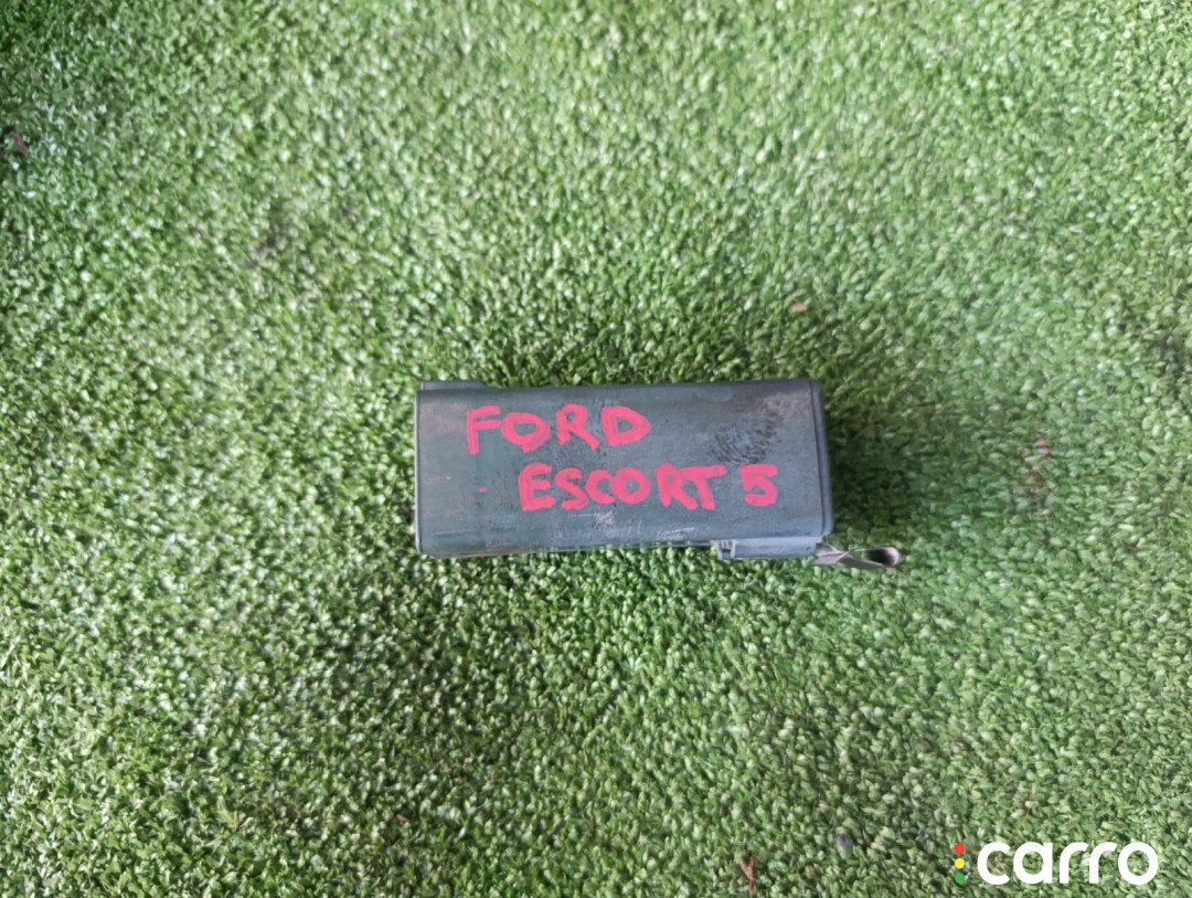 93AG8C616B1C реле вентилятора Ford Escort 5 1998г. - фото №2