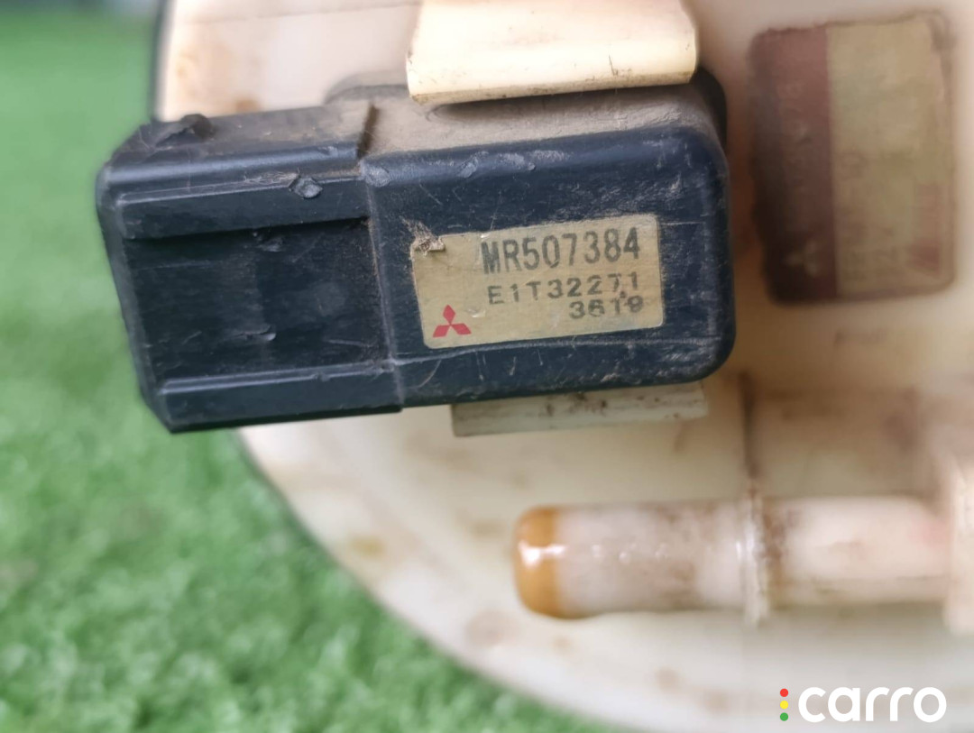 MN135678, MR507847 насос топливный Mitsubishi Outlander - фото №6