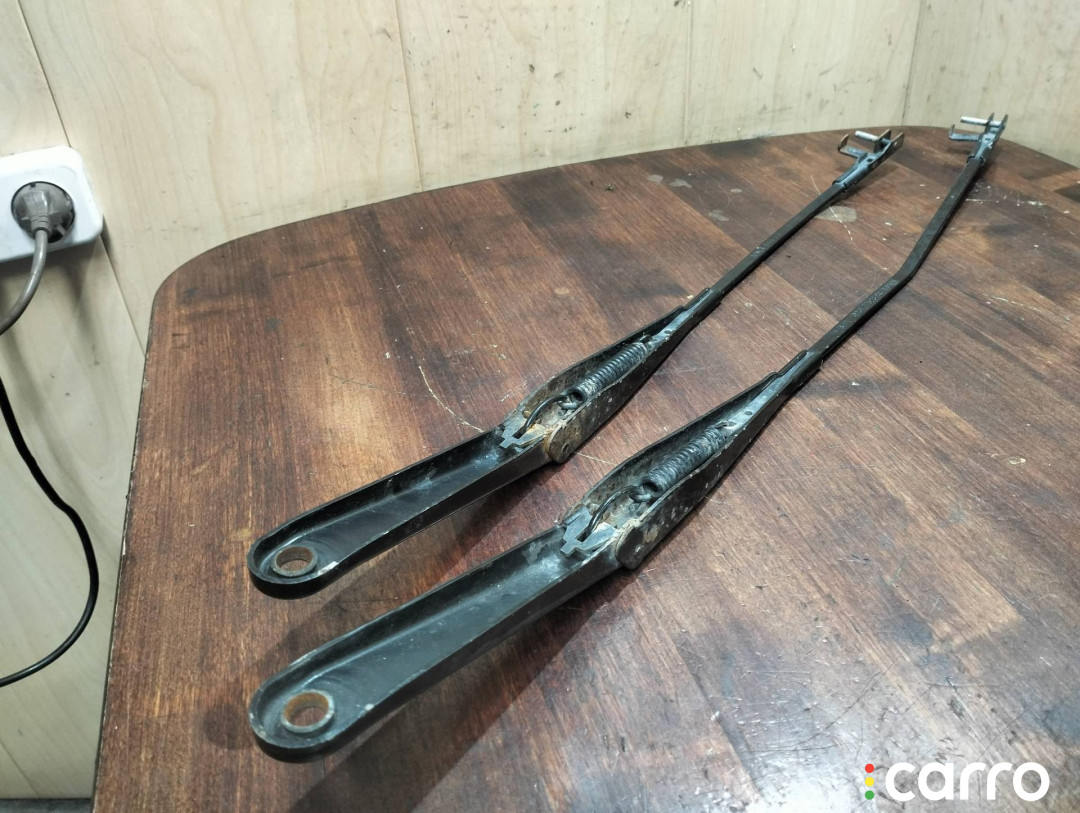 4M5117526CC, 4M5117526AC щеткодержатель (поводок стеклоочистителя, дворник) Ford Focus 2 2007г. - фото №4