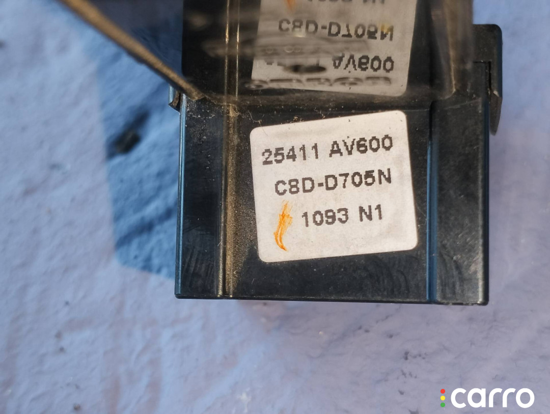 25411AV600 кнопка стеклоподъемника задней левой Nissan Primera P12 - фото №7