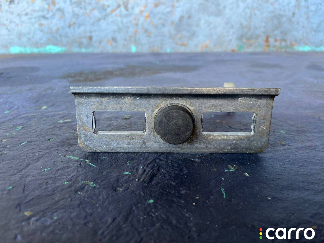 Прикуриватель BMW 7 E38 - фото №1