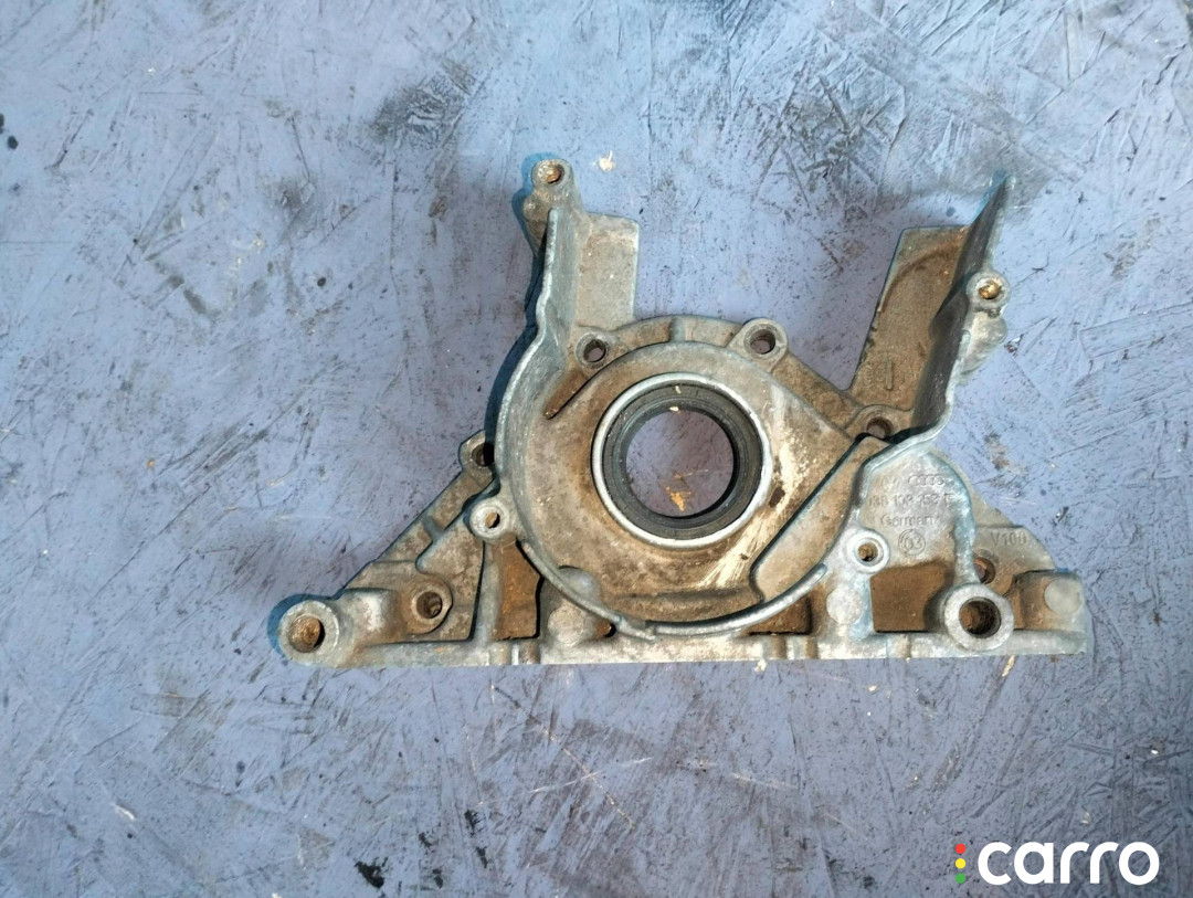 038103153F Крышка двигателя передняя Volkswagen Passat B5 - фото №1