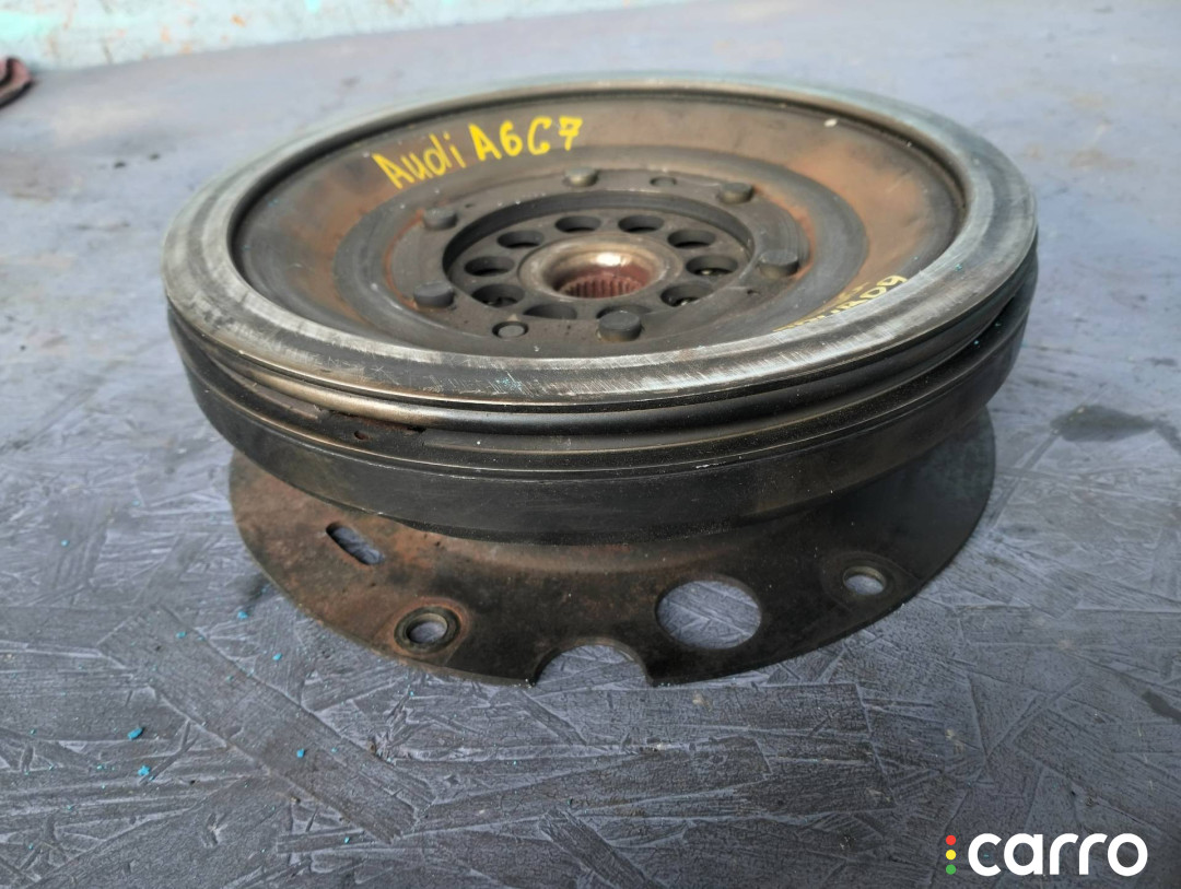 0B5105317K маховик Audi A6 4G/C7 - фото №1