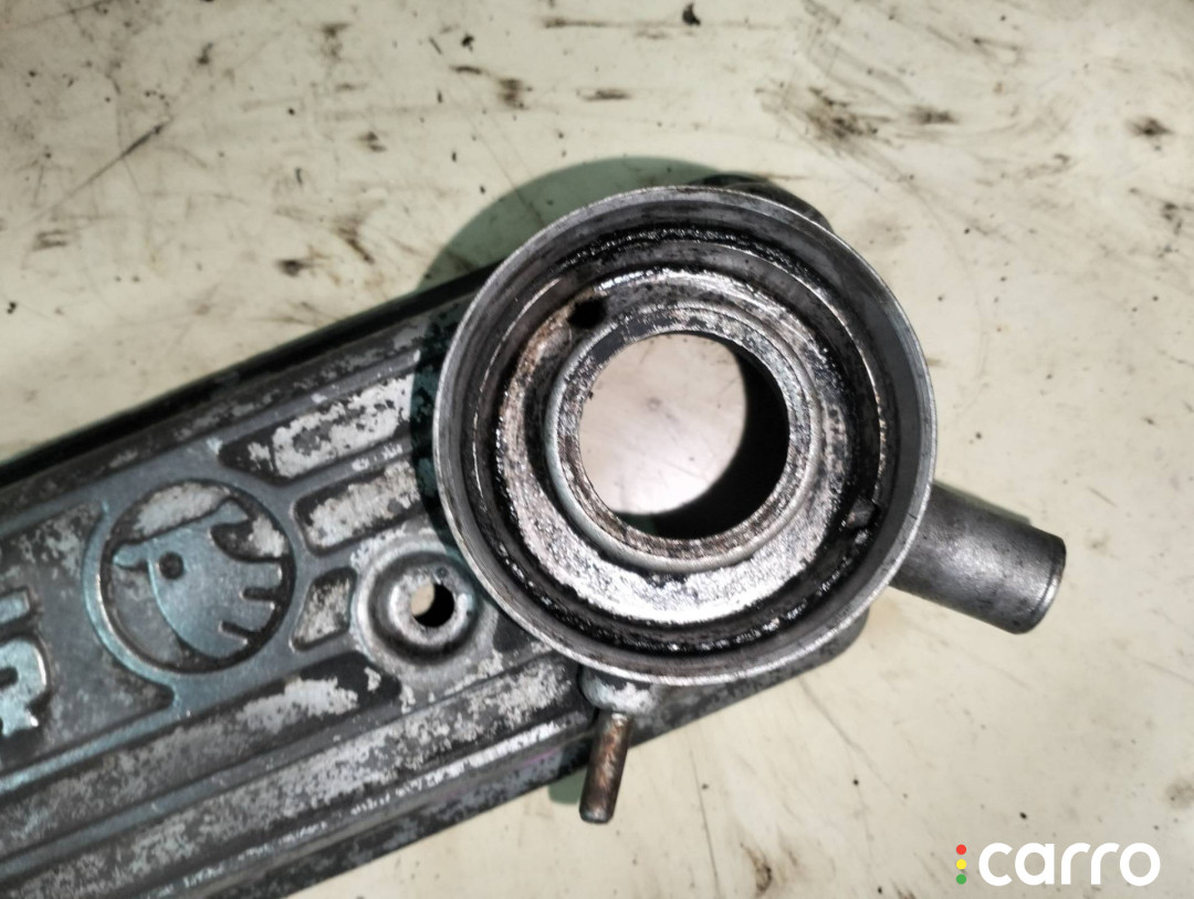 441010051836 Клапанная крышка Skoda Felicia - фото №6