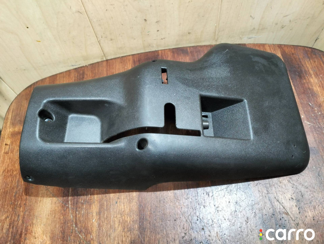 21233403072 кожух рулевой колонки Chevrolet Niva 2008г. - фото №1