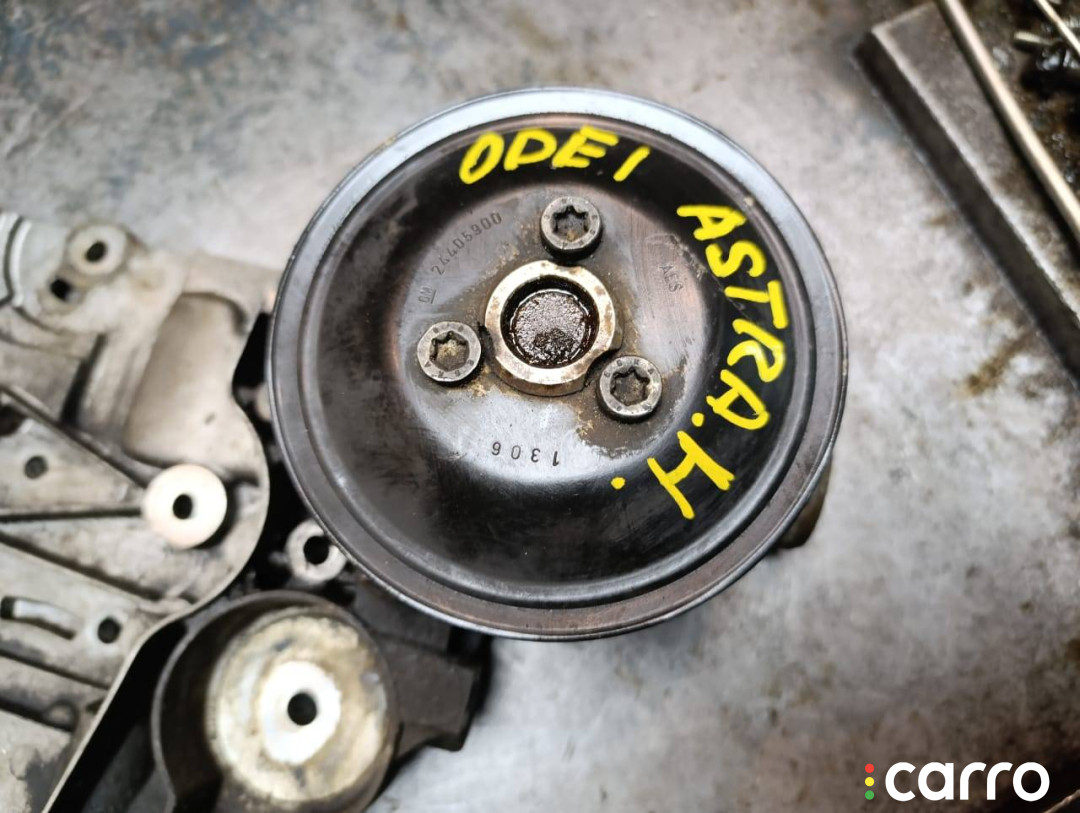 55556428, 12992380 насос масляный Opel Astra H - фото №4