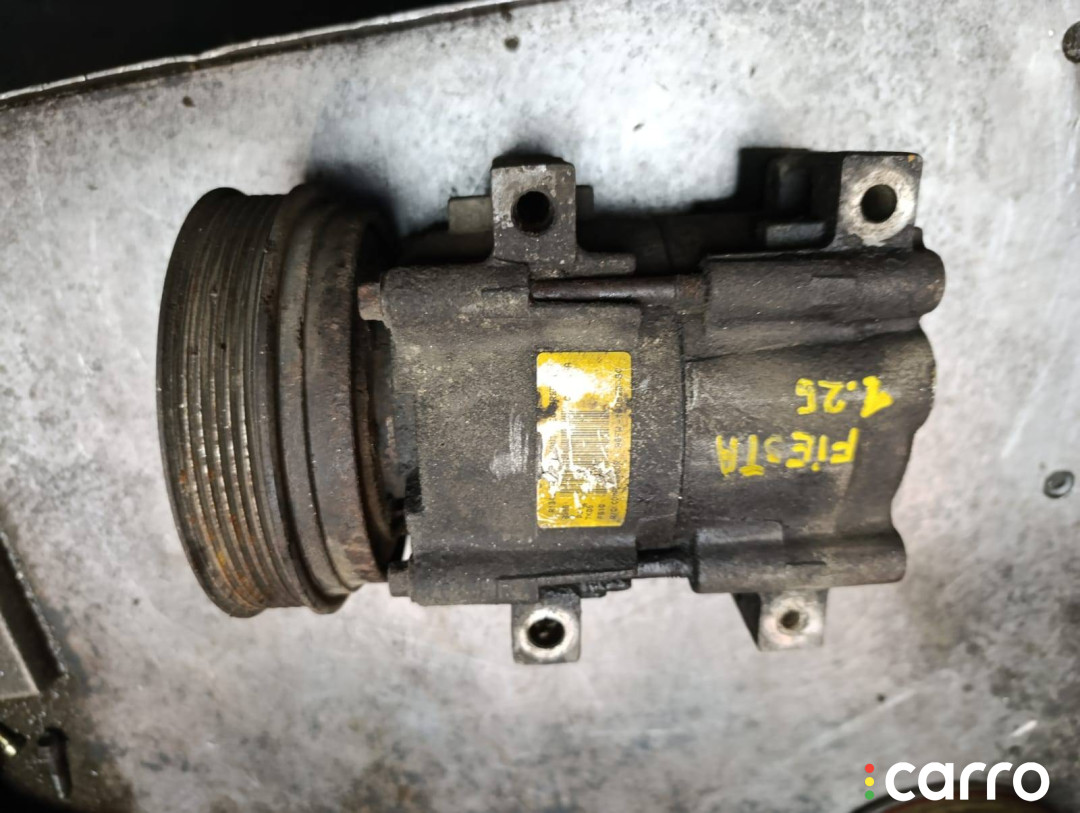 96FW19D629BC Компрессор кондиционера Ford Fiesta 4 - фото №1