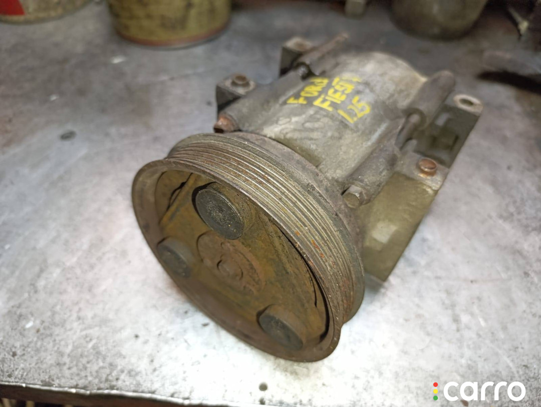96FW19D629BC Компрессор кондиционера Ford Fiesta 4 - фото №5