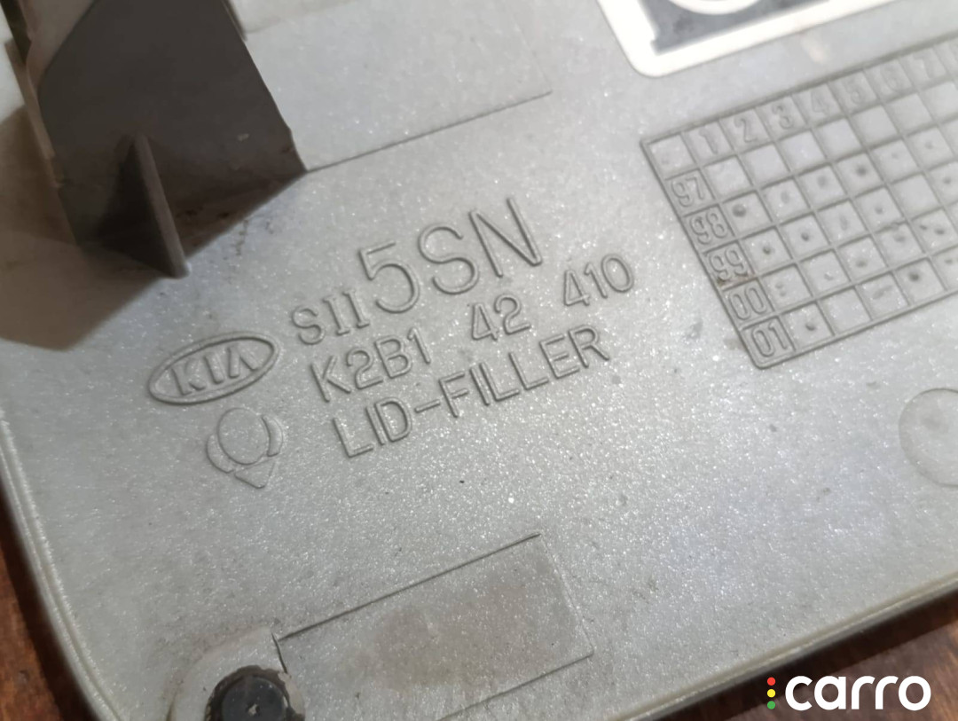 K2B142410 Лючок топливного бака Kia Shuma 2 2001г. - фото №7