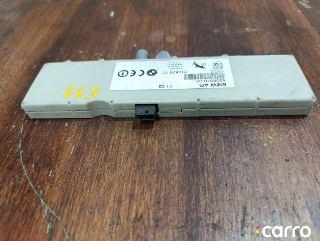 21367510, 690607803 Усилитель антенны BMW 5 E39 - фото №2