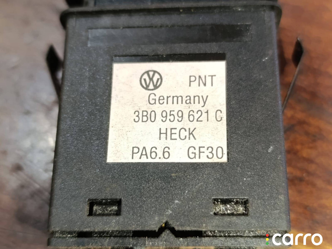 3B0959621C кнопка обогрева заднего стекла Volkswagen Passat B5 1997г. - фото №5
