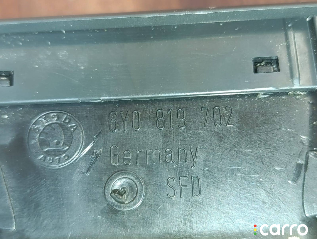 6Y0819702, 6Y0820951, 6Y0819701 Дефлектор обдува салона Skoda Fabia (6Y) - фото №13