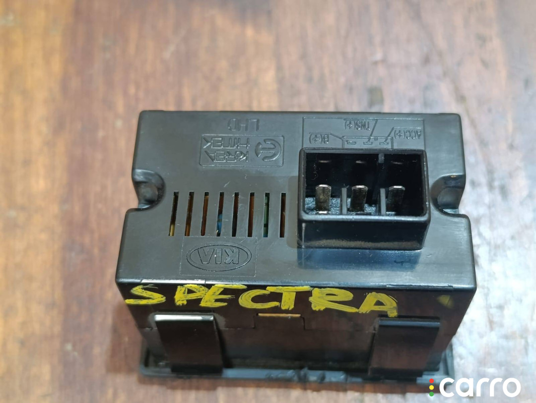 Часы Kia Spectra - фото №2
