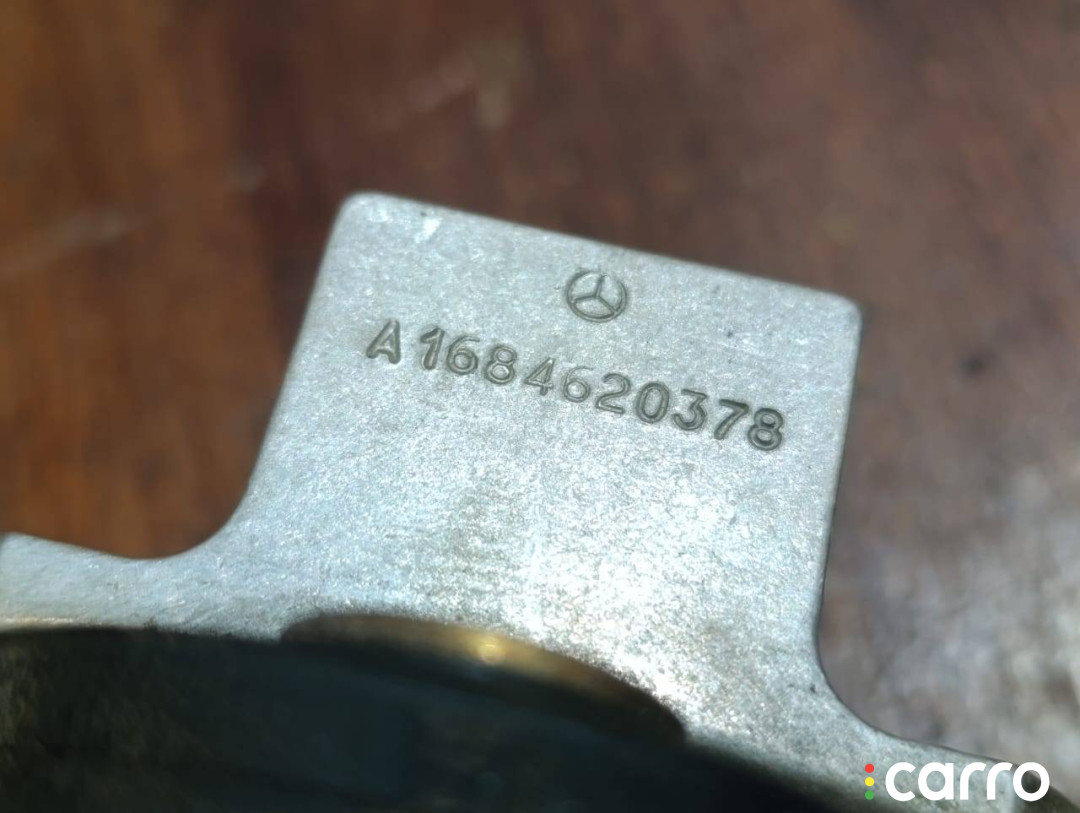 A1684620378 рулевой карданчик Mercedes-Benz A W168 1998г. - фото №9