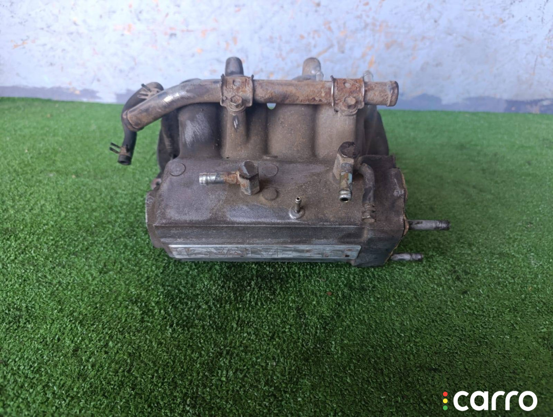 коллектор впускной Toyota Corsa 4 - фото №2