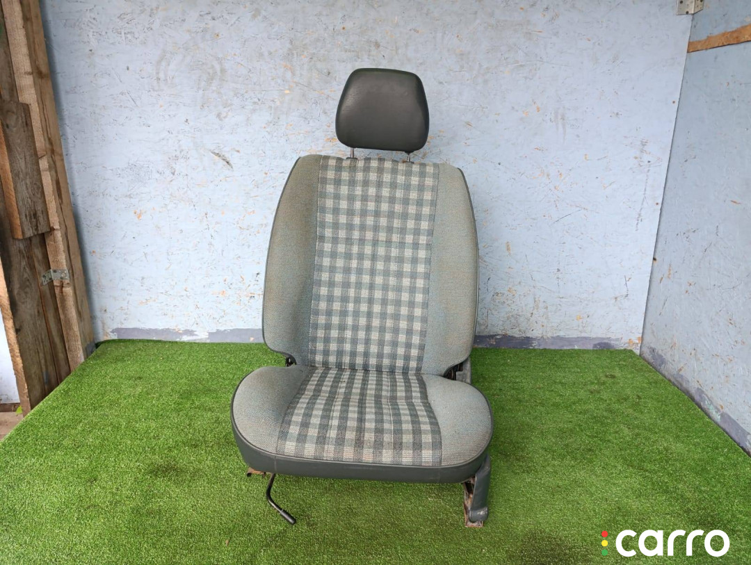 Сиденье переднее Toyota Corsa 4 - фото №1