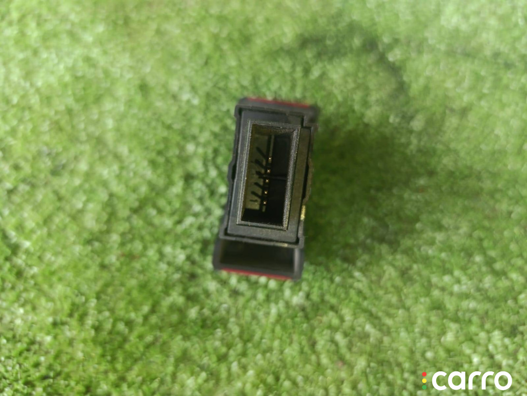 9164141, 13539900 кнопка аварийной сигнализации Opel Corsa C 2003г. - фото №4