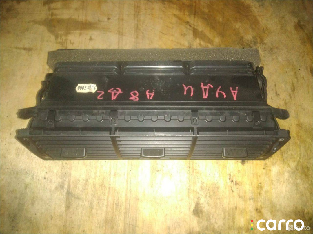 4D0820951 Дефлектор обдува салона Audi A8 D2/4D 1998г. - фото №3
