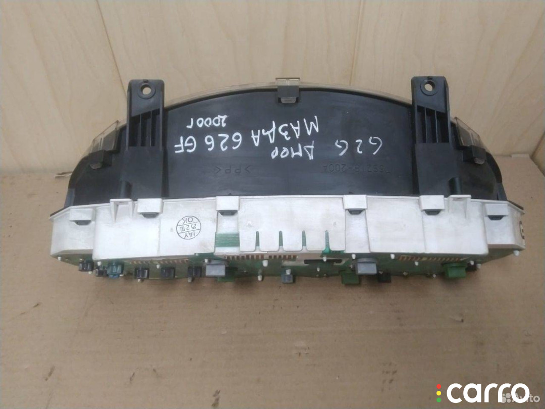769218200A, G69218520A, 69218520A Щиток приборов (приборная панель) Mazda 626 GF 2000г. - фото №2