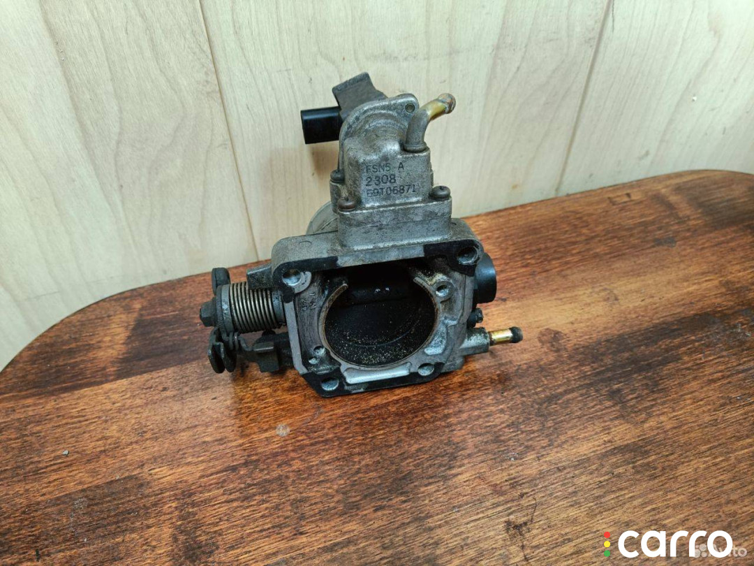 E9T06871 заслонка дроссельная Mazda Premacy CP - фото №7