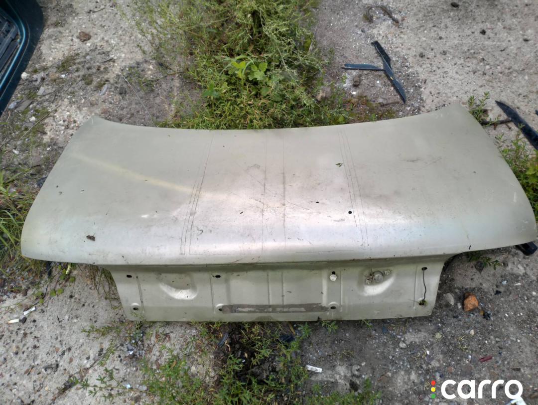 Крышка багажника (дверь 3-5) Toyota Carina T190 - фото №1
