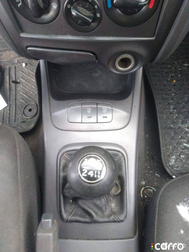 Консоль салона (центральная часть) Hyundai Elantra XD 2002г. - фото №3