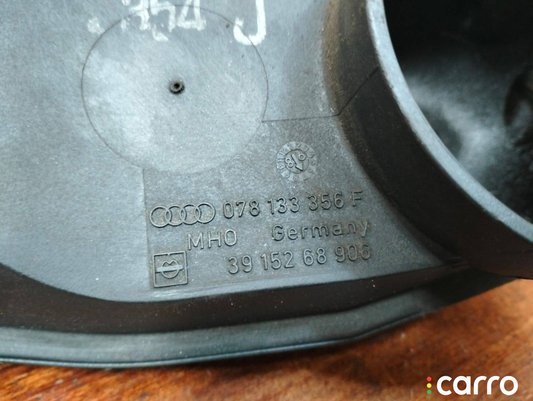 078133356F, 3915268906 патрубок воздушного фильтра Audi A6 4B/C5 1998г. - фото №8