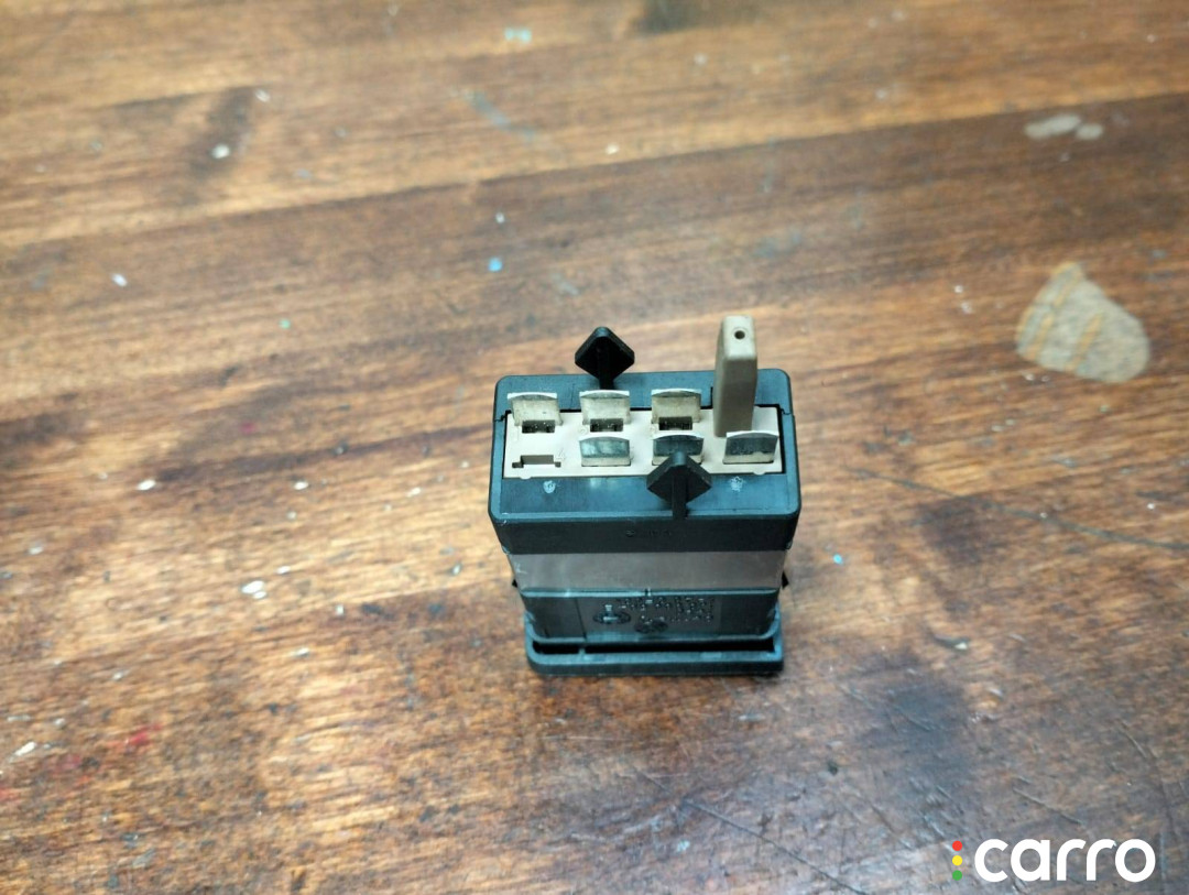 1J0963564B Кнопка обогрева сидений Volkswagen Bora 2002г. - фото №4