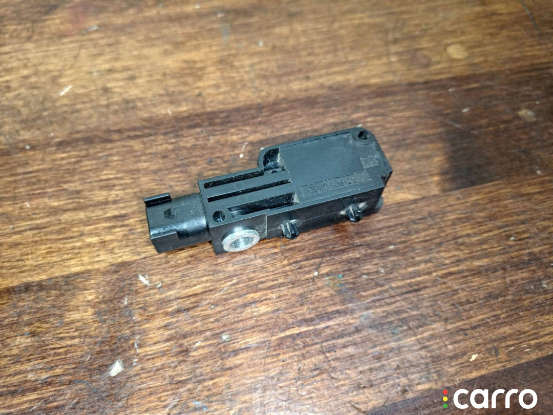 GJ6A57KCO, 230V0BA10173 датчик удара Mazda 6 GG - фото №3