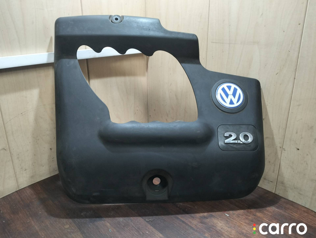 Декоративная крышка двигателя Volkswagen Bora 2002г. - фото №1
