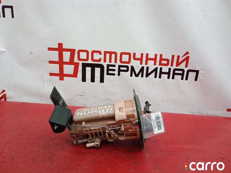 НАСОС ТОПЛИВНЫЙ Toyota Isis - фото №1